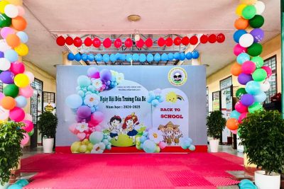 ?Hoà chung trong không khí vui tươi của ngày toàn dân đưa trẻ đến trường, sáng nay (5/9) Trường Mầm non 24/3 long trọng tổ chức Ngày hội đến trường của bé năm học 2024-2025. Sự hân hoan, háo hức của cô và trò đã góp phần cho ngày Hội thành công tốt đẹp.